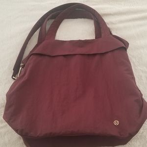 Lululemon On my level bag